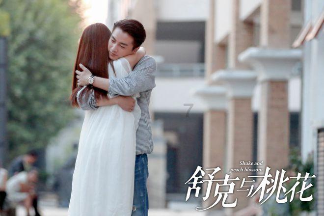 痴呆老人经常念叨奇怪数字,儿女求助政府查询,才得知父亲是英雄